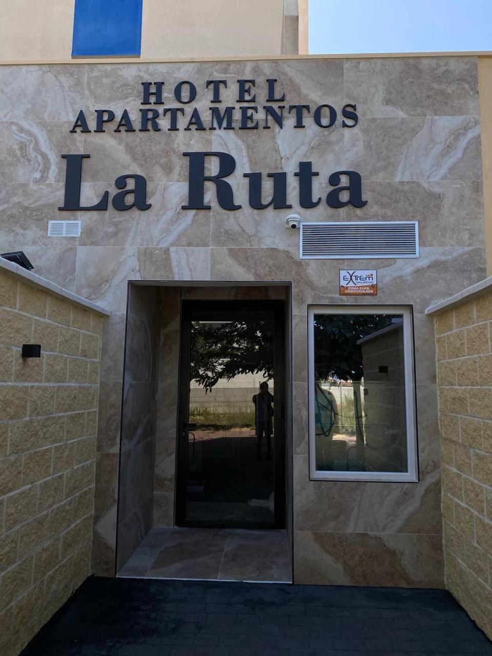 Apartamentos La Ruta Calp Dış mekan fotoğraf