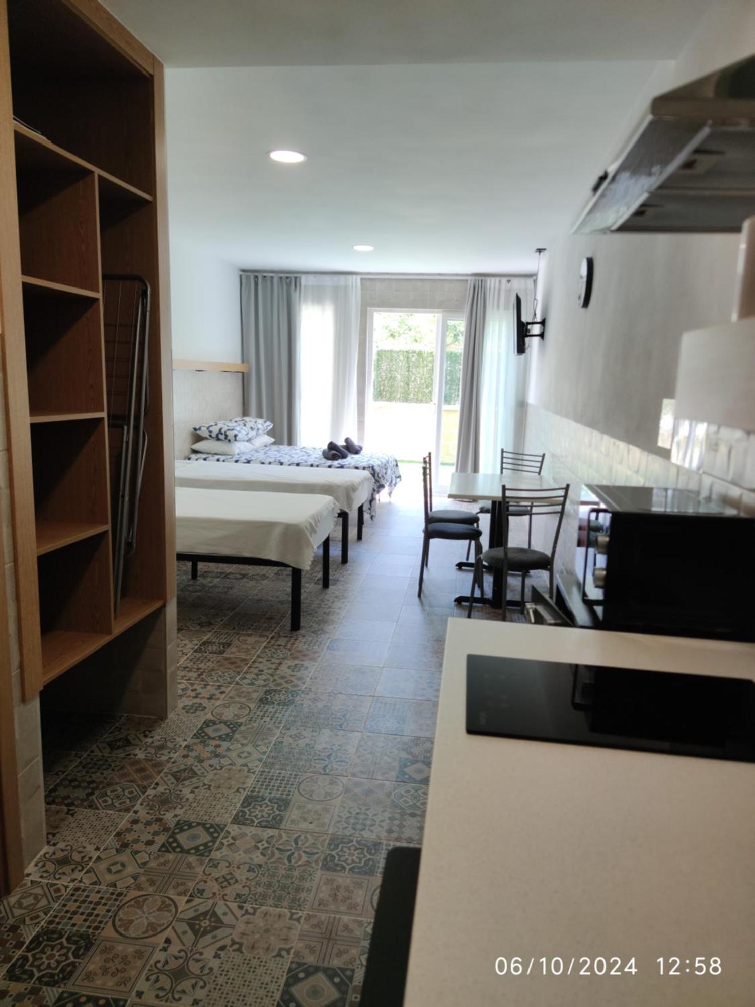 Apartamentos La Ruta Calp Oda fotoğraf